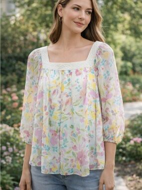 LC Lauren Conrad Floral Peasant Blouse Small Sheer Lace Trim Lined Cottagecore